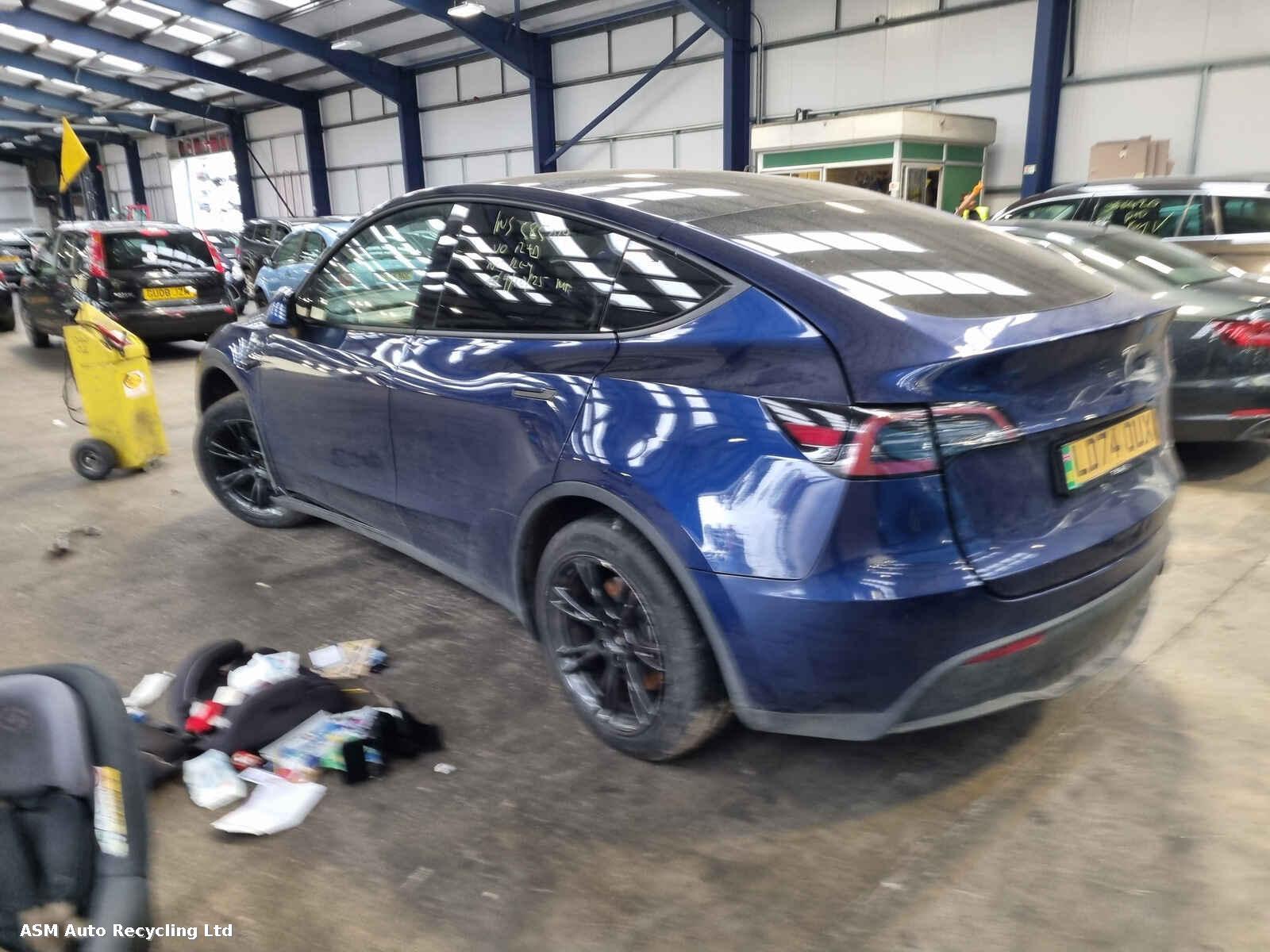 Tesla Model Y 2024 5 Door Mpv Breaking View Auto part Tesla Model Y 2024 5 Door Mpv Breaking