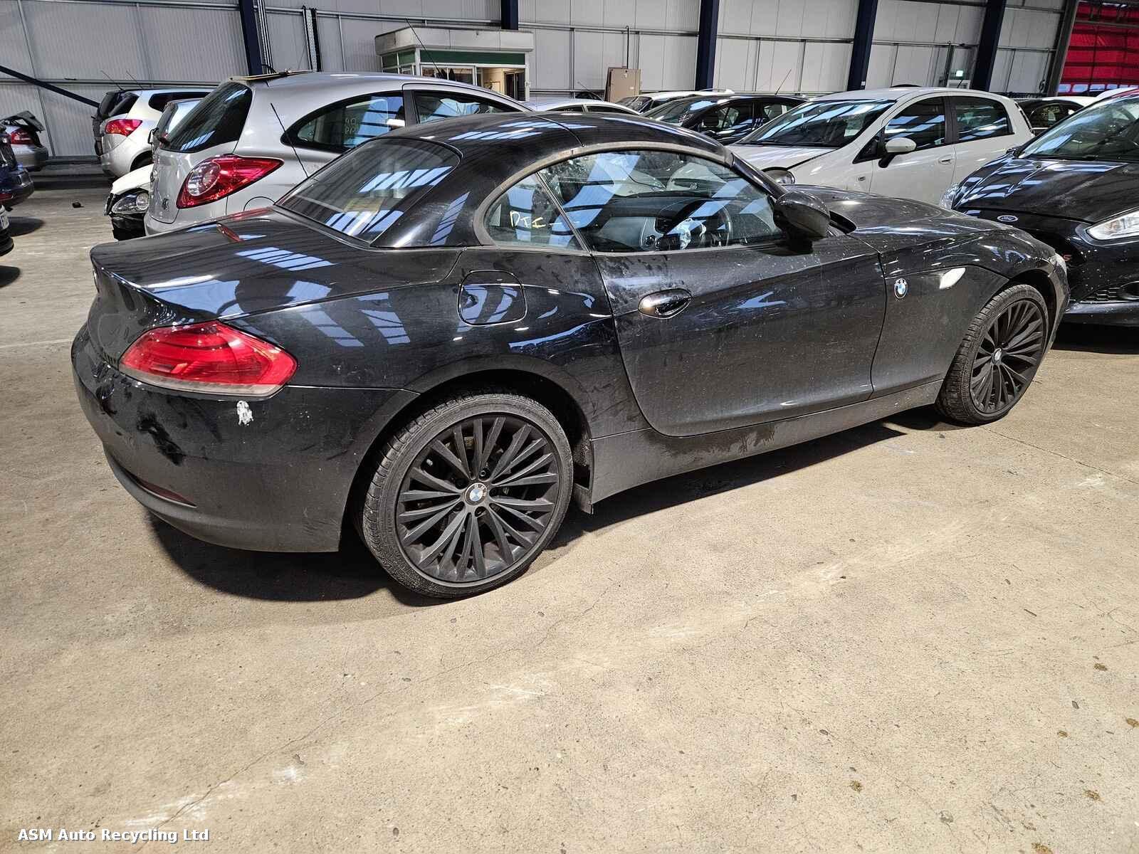 View Auto part Bmw Z4 2009 2 Door Convertible Breaking