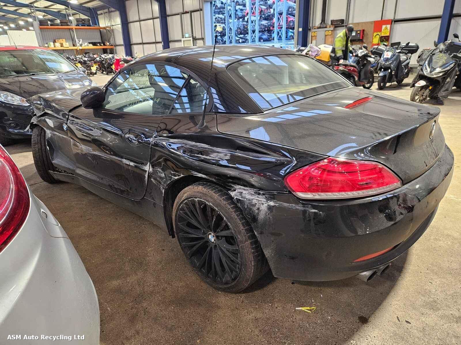 View Auto part Bmw Z4 2009 2 Door Convertible Breaking