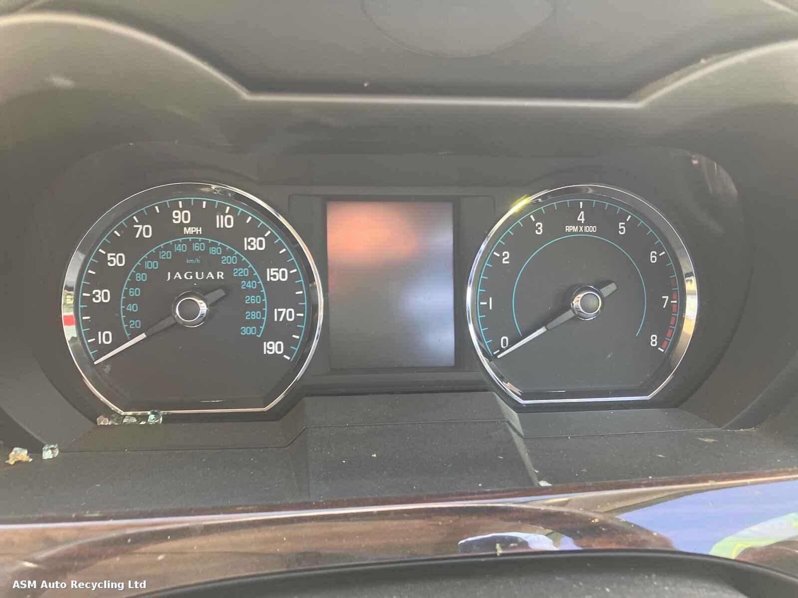 Jaguar Xk 2011 2 Door Convertible Breaking View Auto part Jaguar Xk 2011 2 Door Convertible Breaking
