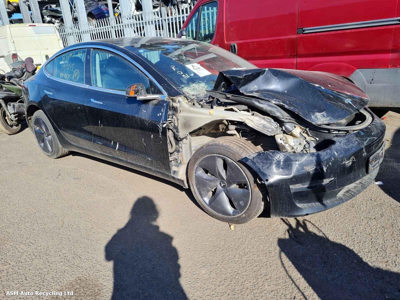 Tesla Model 3 2019 4 Door Saloon Breaking View Auto part Tesla Model 3 2019 4 Door Saloon Breaking