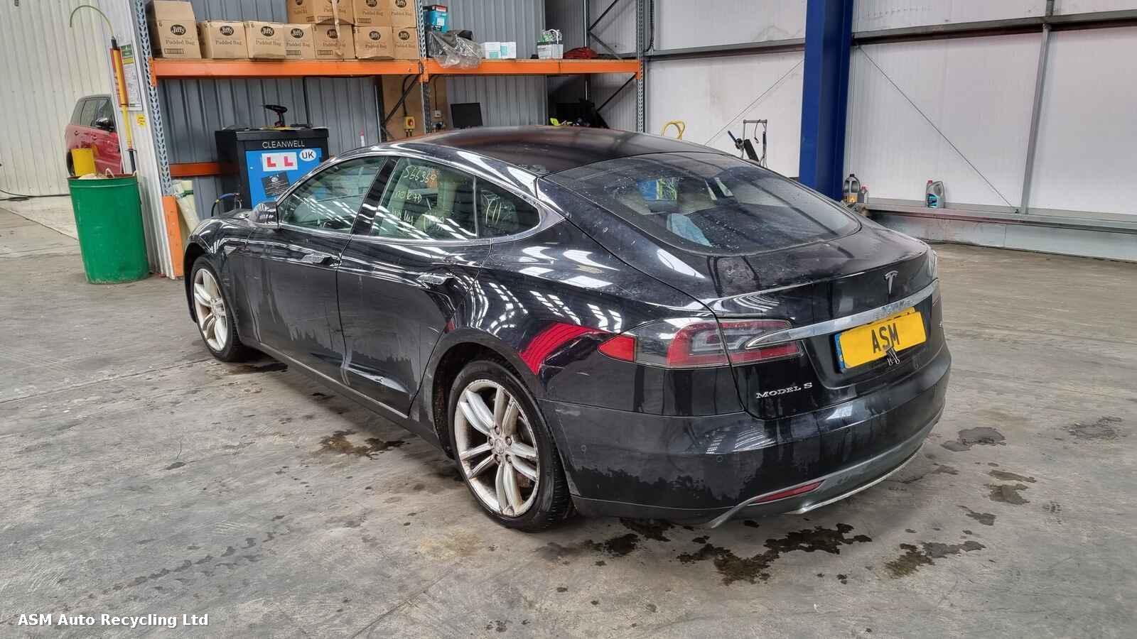 View Auto part Tesla Model S 2015 5 Door Hatchback Breaking