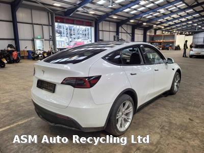 Tesla Model Y 2022 5 Door Mpv Breaking View Auto part Tesla Model Y 2022 5 Door Mpv Breaking