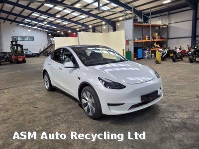 Image for a Tesla Model Y 2022 5 Door Mpv Breaking
