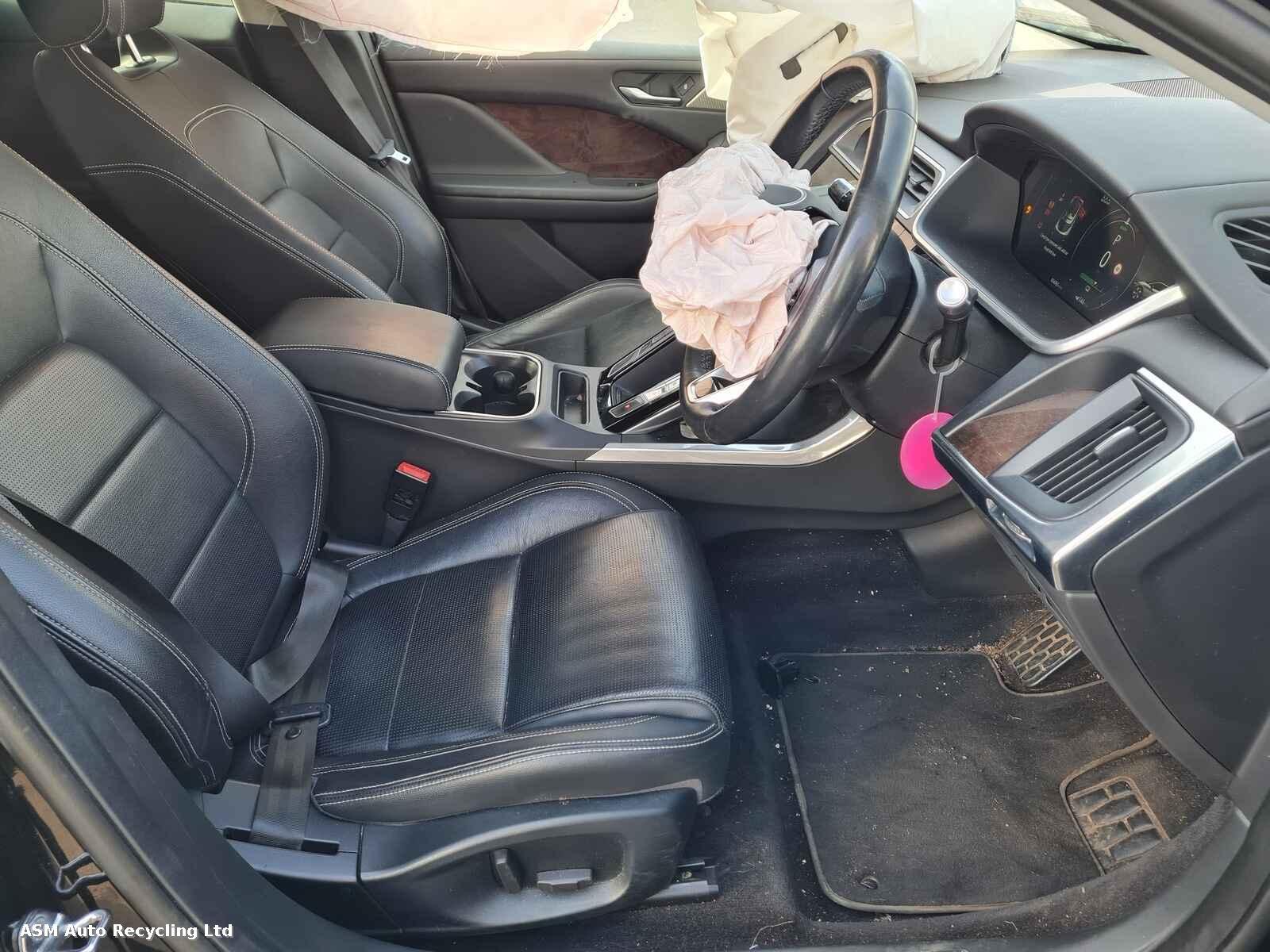 View Auto part Jaguar I-pace 2019 5 Door Hatchback Breaking