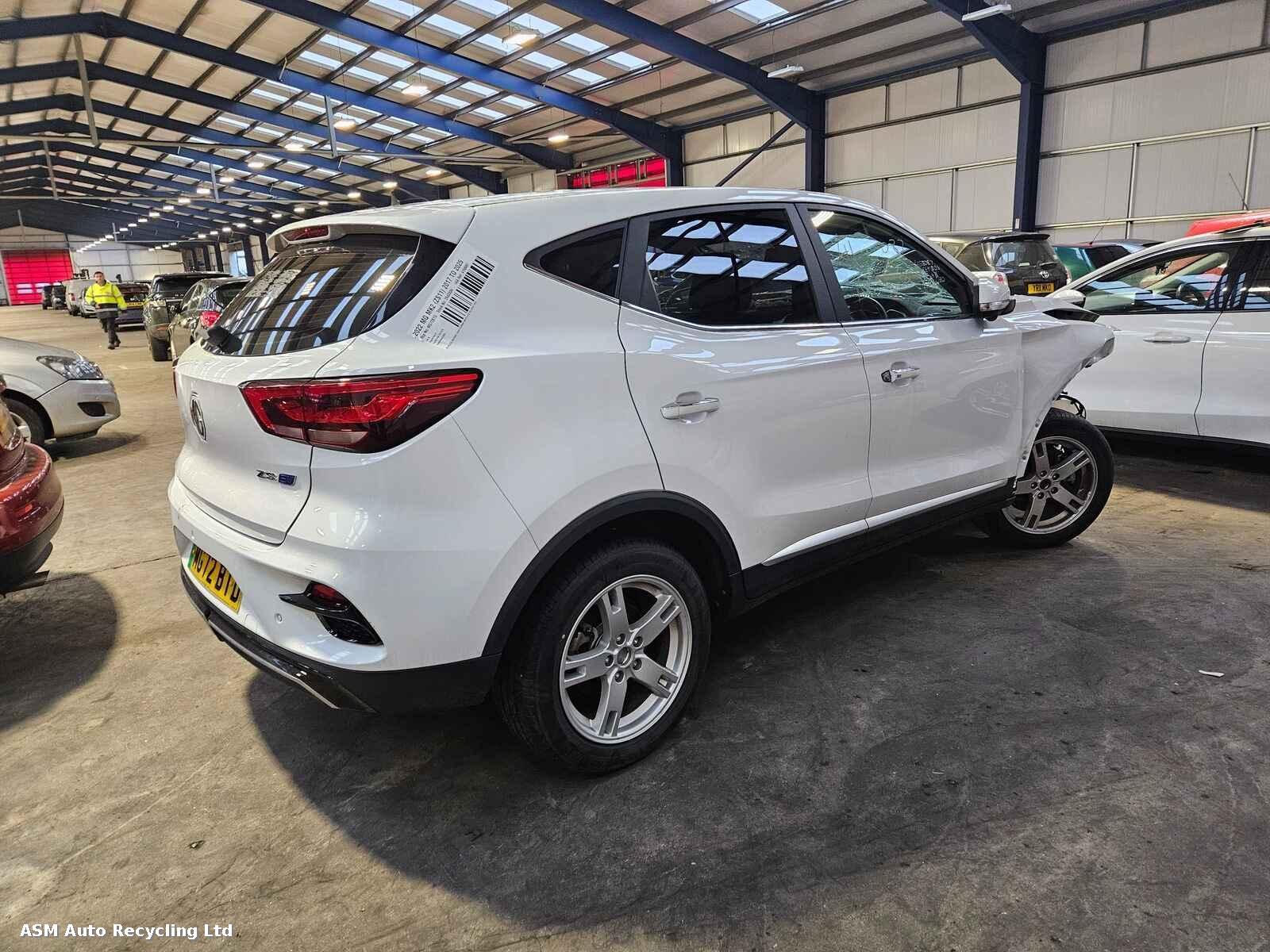 Mg Zs 2023 5 Door Hatchback Breaking View Auto part Mg Zs 2023 5 Door Hatchback Breaking