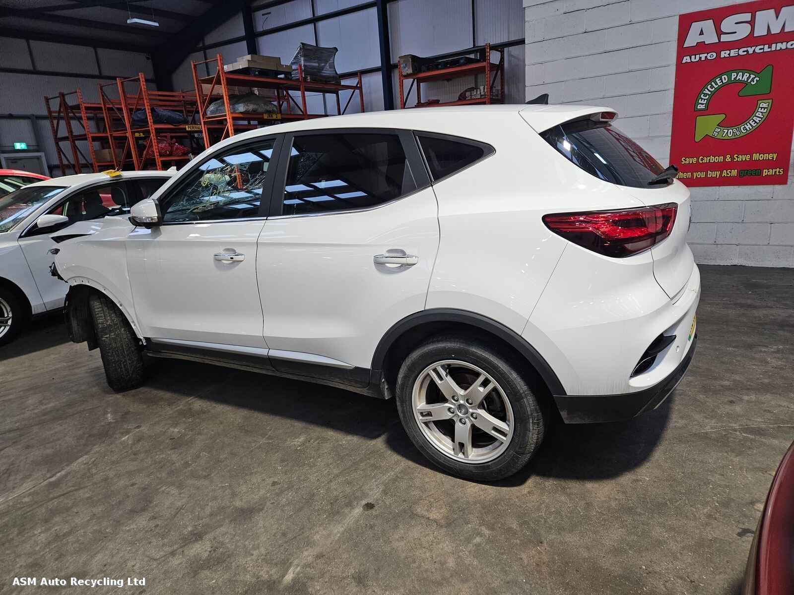 Mg Zs 2023 5 Door Hatchback Breaking View Auto part Mg Zs 2023 5 Door Hatchback Breaking