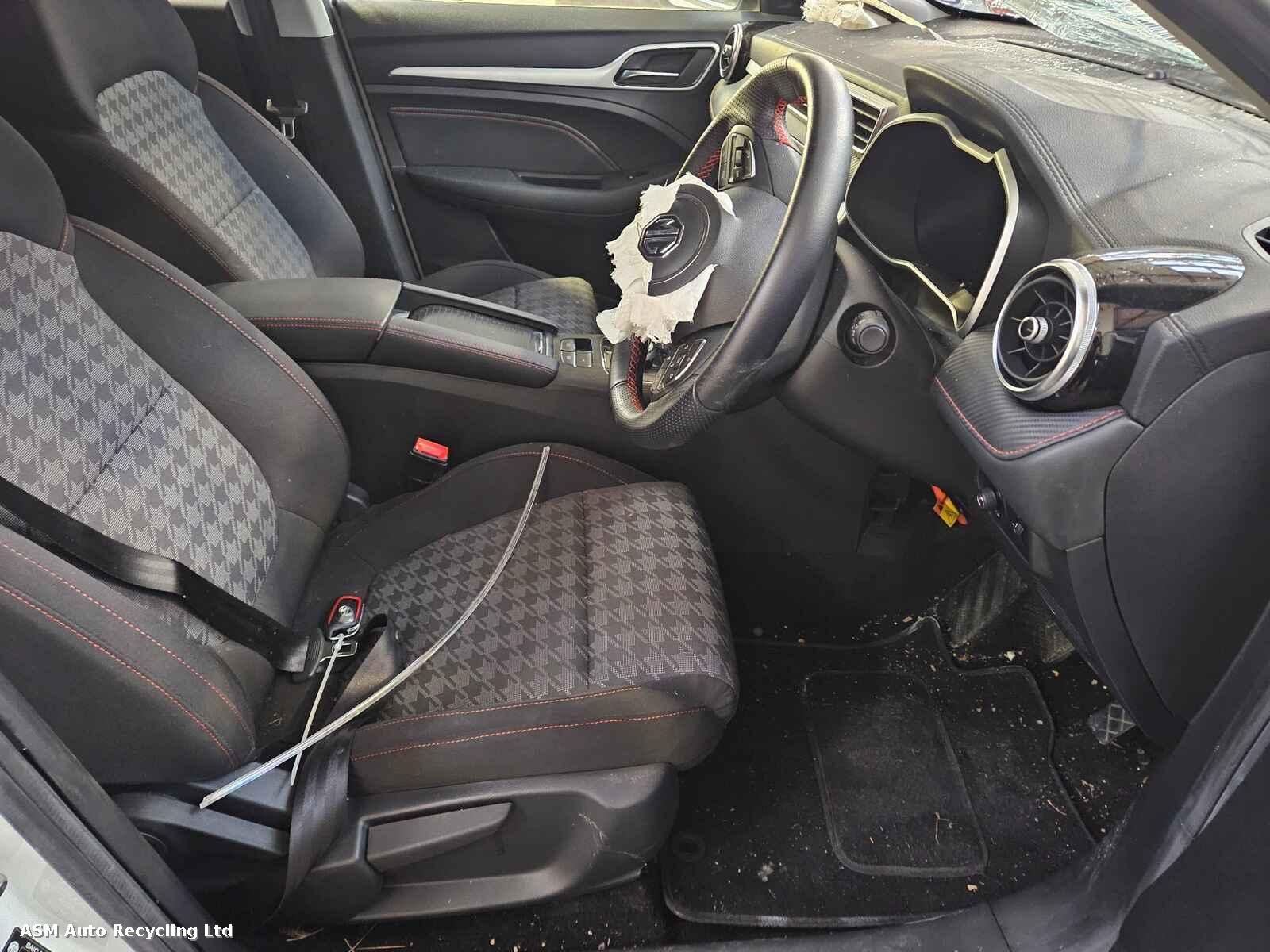 Mg Zs 2023 5 Door Hatchback Breaking View Auto part Mg Zs 2023 5 Door Hatchback Breaking