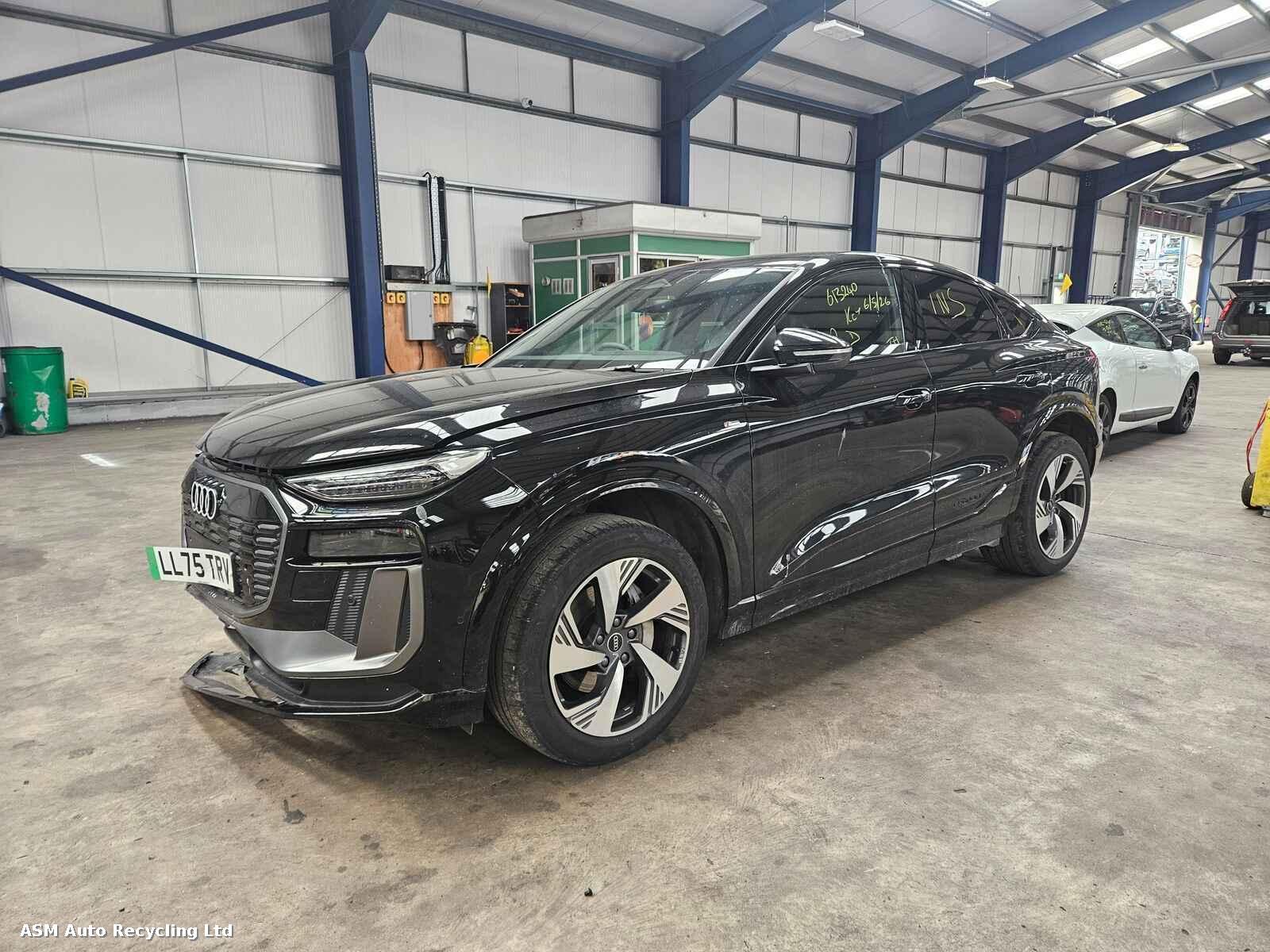 Audi Q6 E-tron 2025 5 Door Saloon 5 Door Breaking View Auto part Audi Q6 E-tron 2025 5 Door Saloon 5 Door Breaking