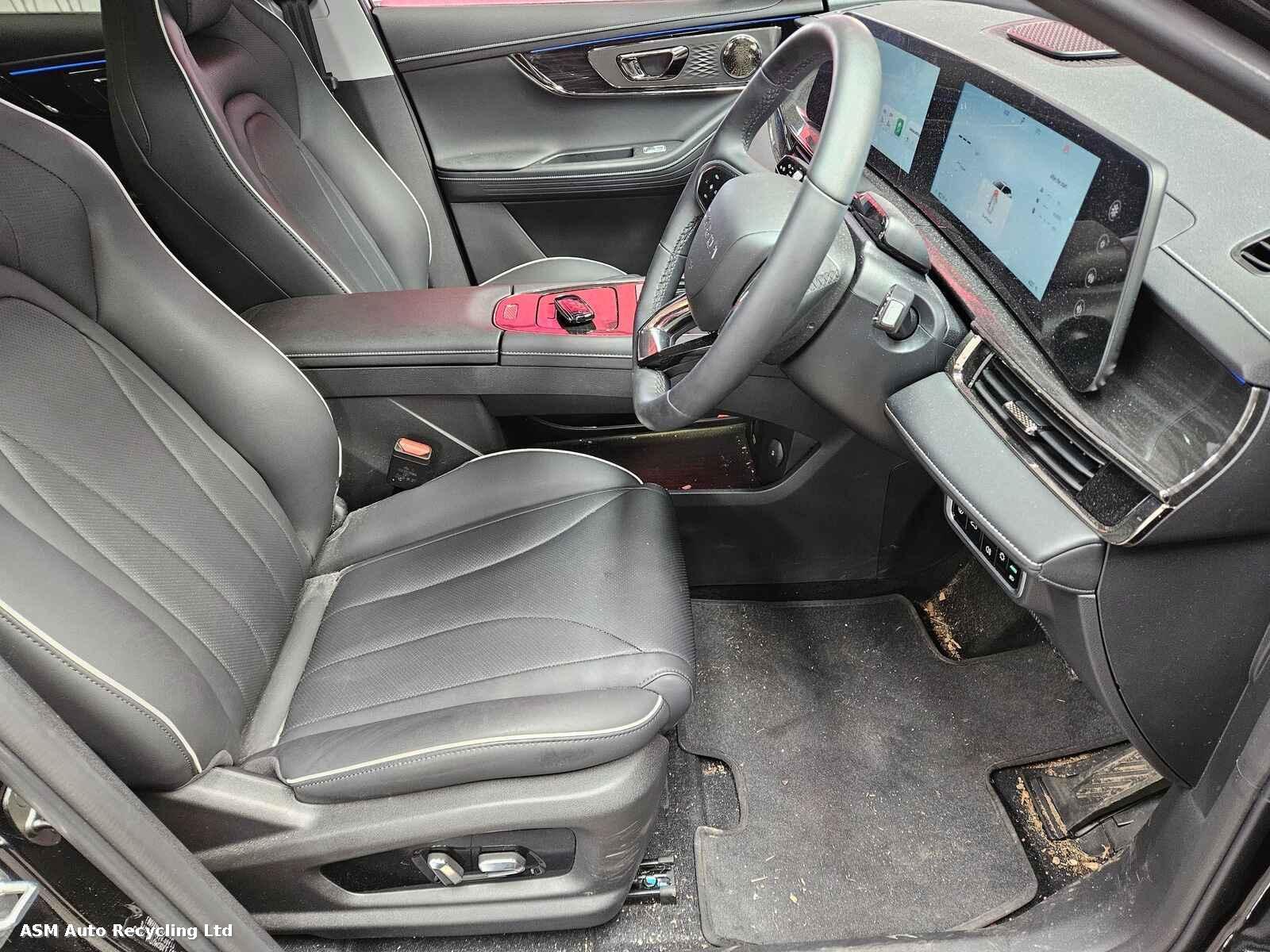 Omoda Omoda 5 2025 5 Door Hatchback Breaking View Auto part Omoda Omoda 5 2025 5 Door Hatchback Breaking