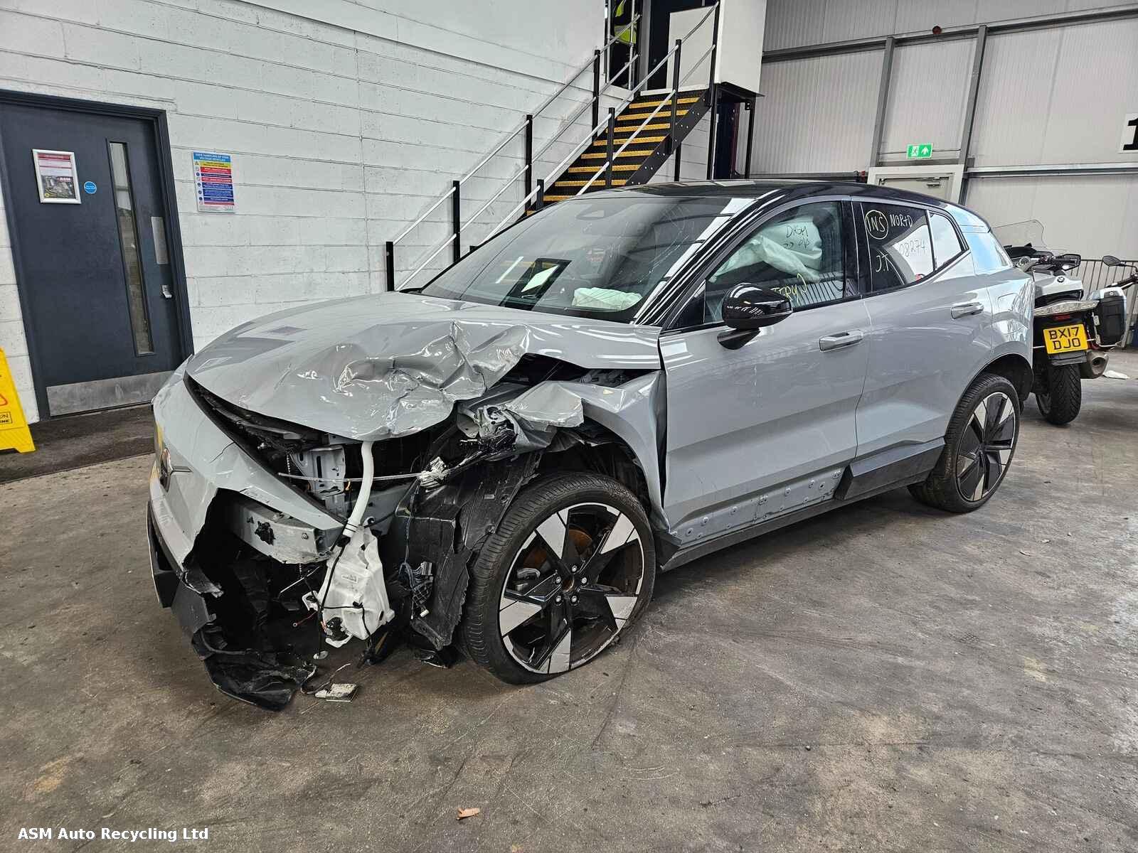 View Auto part Volvo Ex30 2025 5 Door Estate Breaking