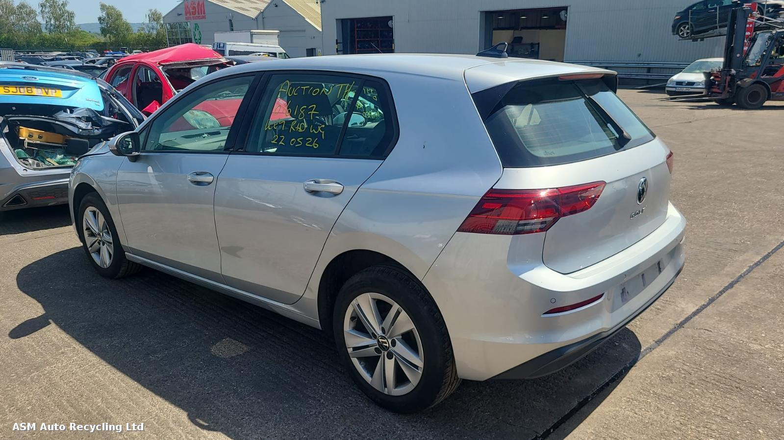 View Auto part Volkswagen Golf 2022 5 Door Hatchback Breaking