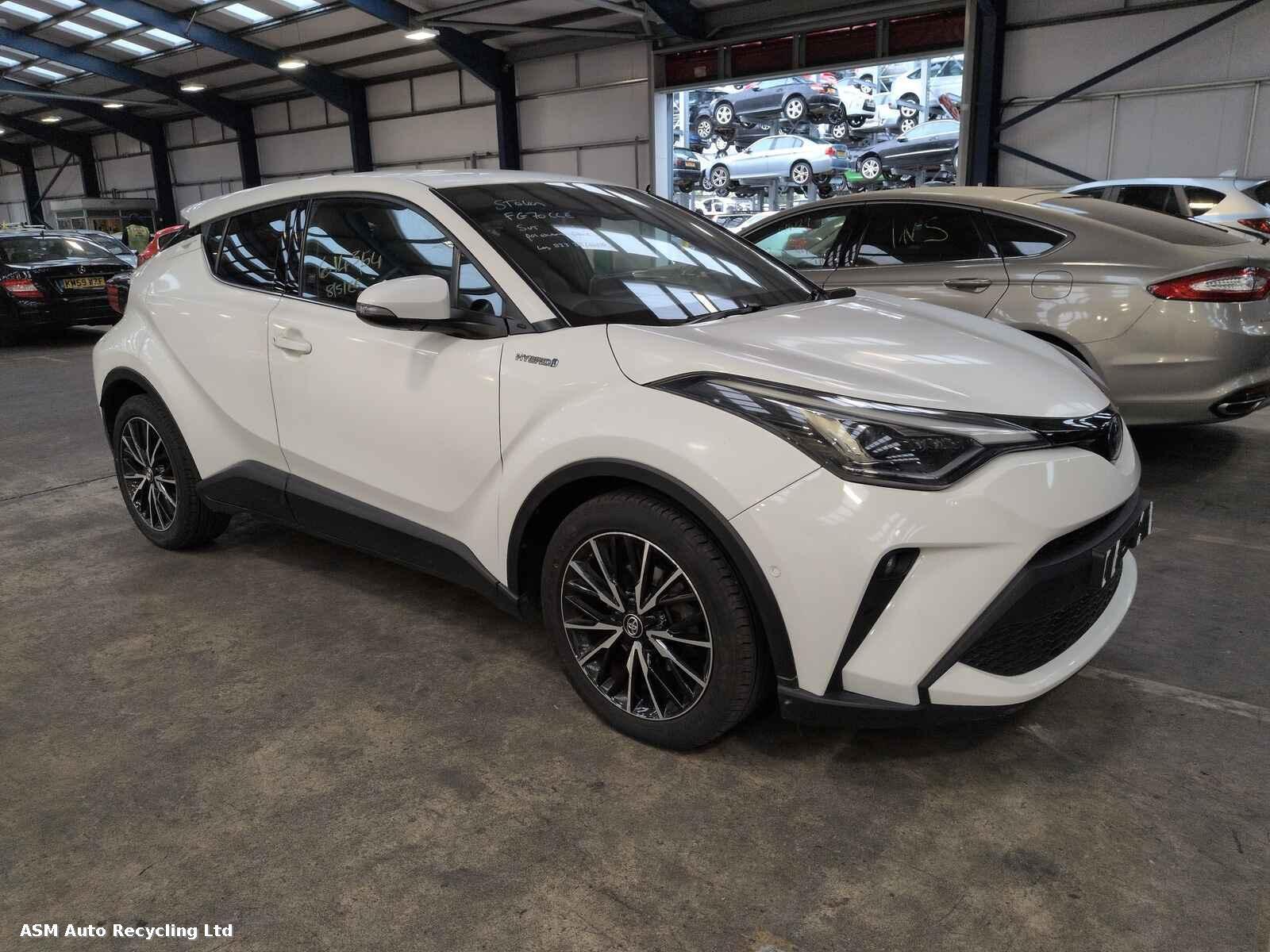 Image for a Toyota C-hr 2020 5 Door Hatchback Breaking
