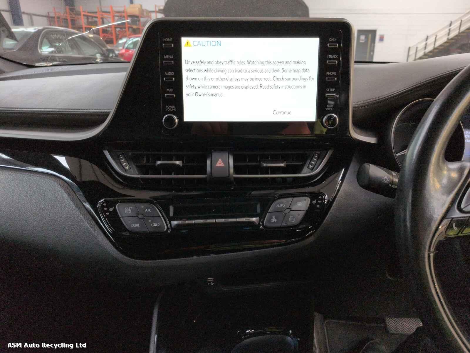 Toyota C-hr 2020 5 Door Hatchback Breaking View Auto part Toyota C-hr 2020 5 Door Hatchback Breaking