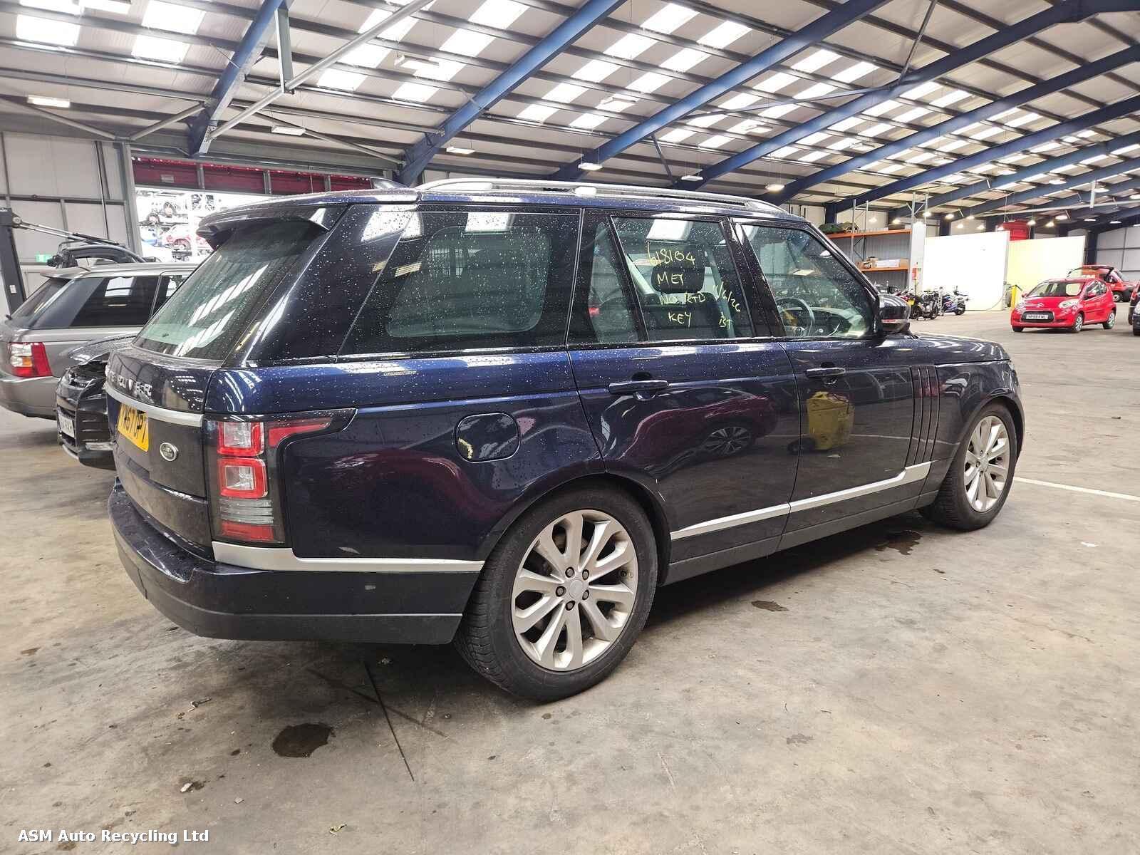 View Auto part Land Rover Range Rover 2017 5 Door Estate Breaking